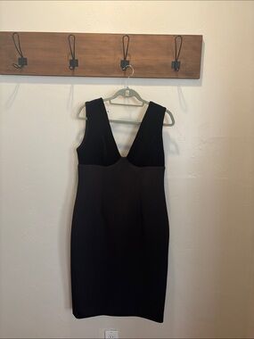 Calvin Klein Black Sleeveless V-Neck Midi Sheath Dress